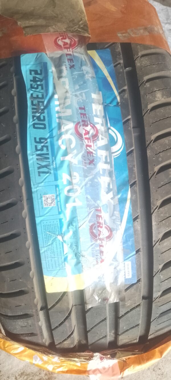 Teraflex 245/35R20 jeep Tyre price